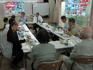 ほんだ勇さんと外環や都政の話題を語り合う